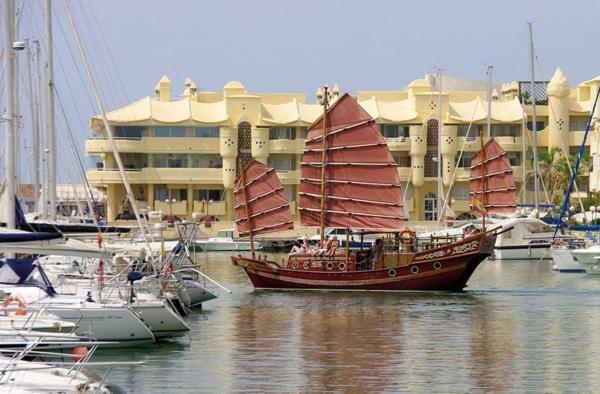 Magnificent Port-Beach 5* Luxury Residence Benalmádena Exterior foto
